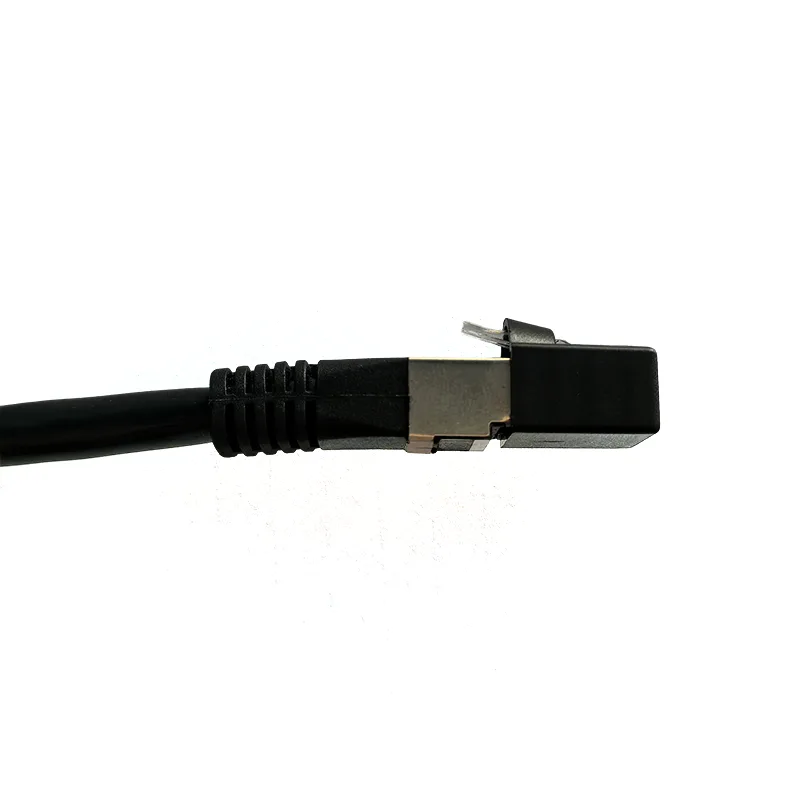 Mitkä ovat RJ45-liittimellä varustetun erikoislaitteiden johtosarjan tärkeimmät edut?