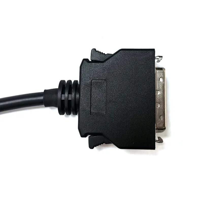 Industrial Intelligence SCSI-signaalinsiirron johtosarja